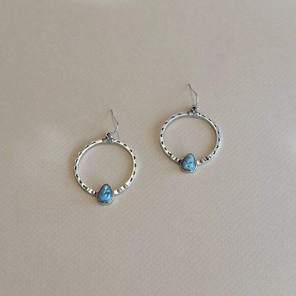 Silver and Blue Teardrop Earrings M1232 - Picture 3 of 5